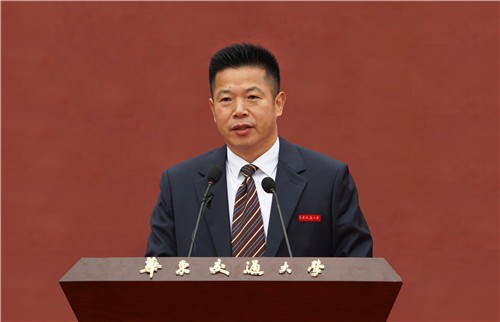 铁心再出发 华东交大举行2021级开学典礼暨军训汇演