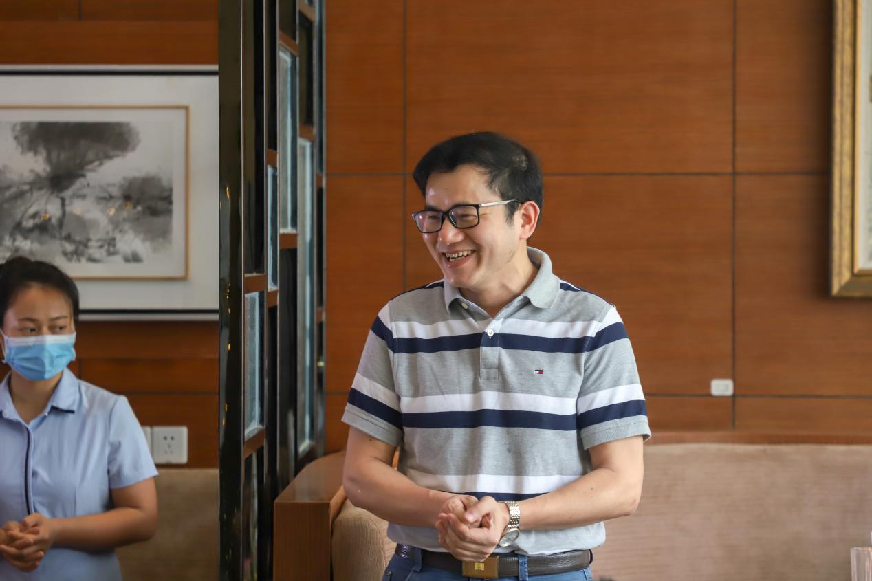 leyu乐鱼在线官网成功举办首期高层次人才学术午餐会(图)
